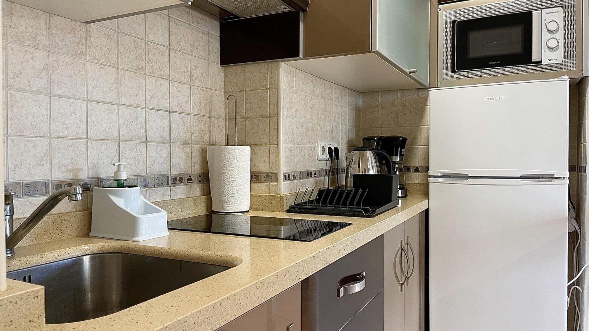 Beachfront 1Br Apartment In Center Of Marbella! ภายนอก รูปภาพ
