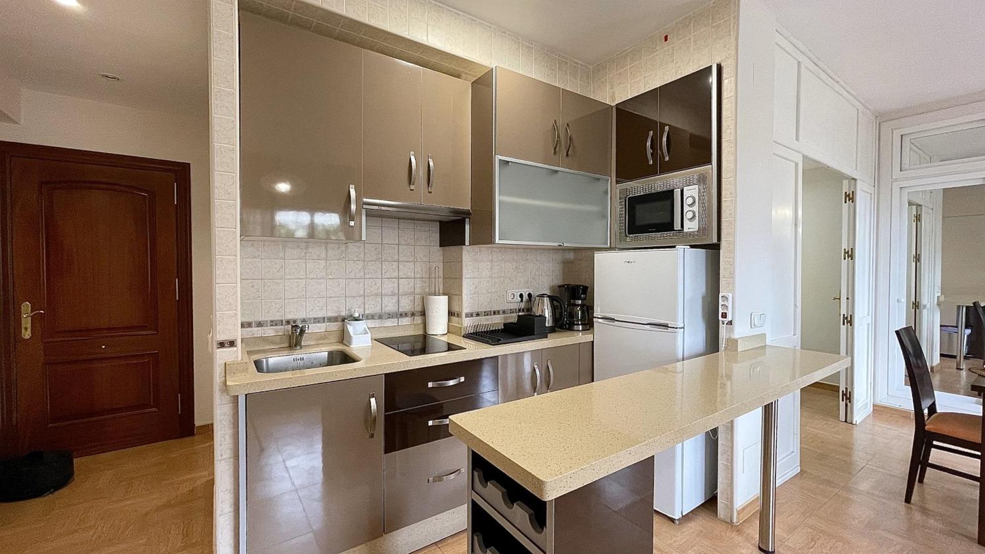 Beachfront 1Br Apartment In Center Of Marbella! ภายนอก รูปภาพ